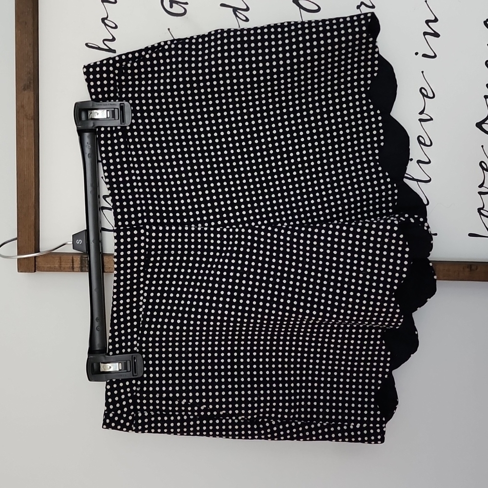 Kenar Polka dot scalloped shorts